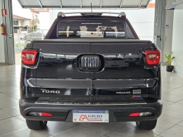 FIAT - TORO - 2022/2022 - Preta - R$ 125.000,00