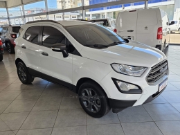 FORD - ECOSPORT - 2017/2018 - Branca - R$ 73.000,00
