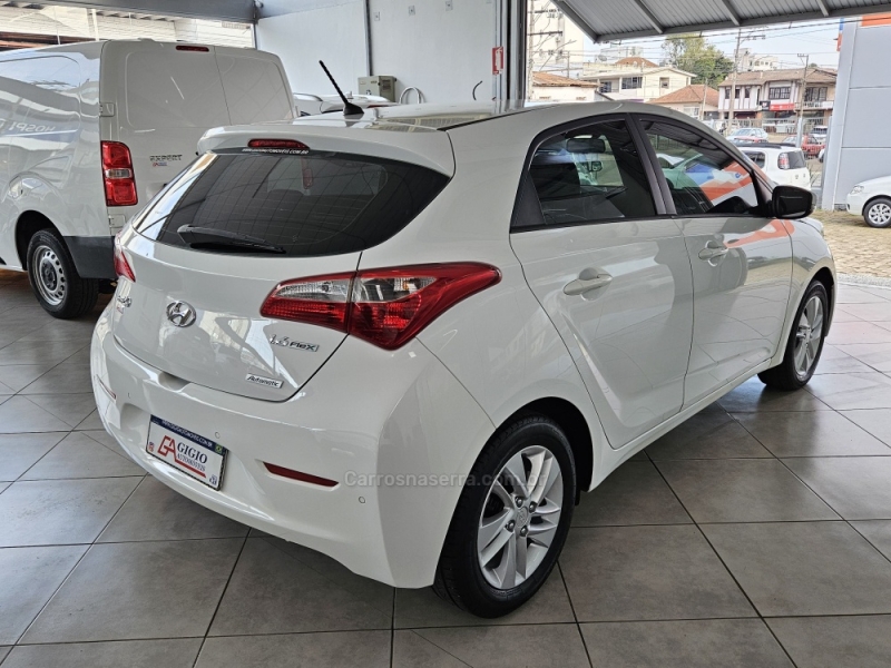 HYUNDAI - HB20 - 2013/2014 - Branca - R$ 57.000,00