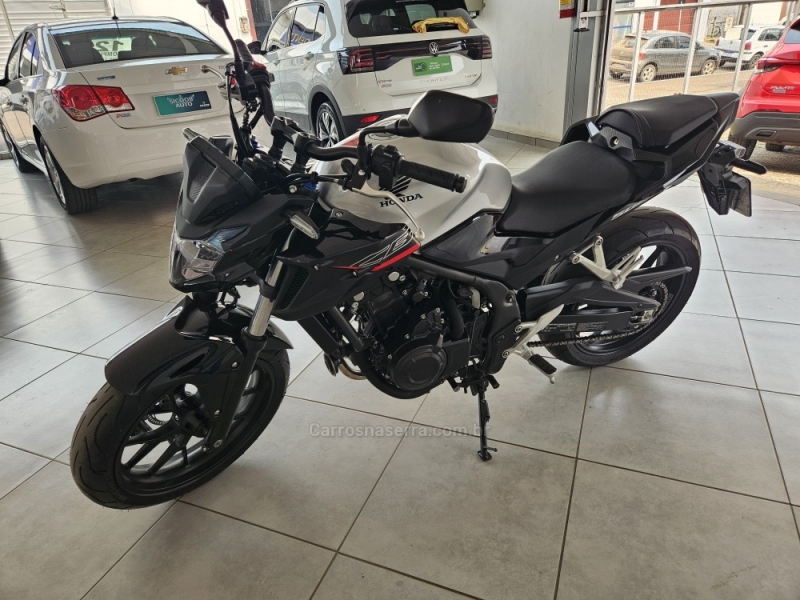 HONDA - CB 500F - 2020/2020 - Prata - R$ 33.900,00